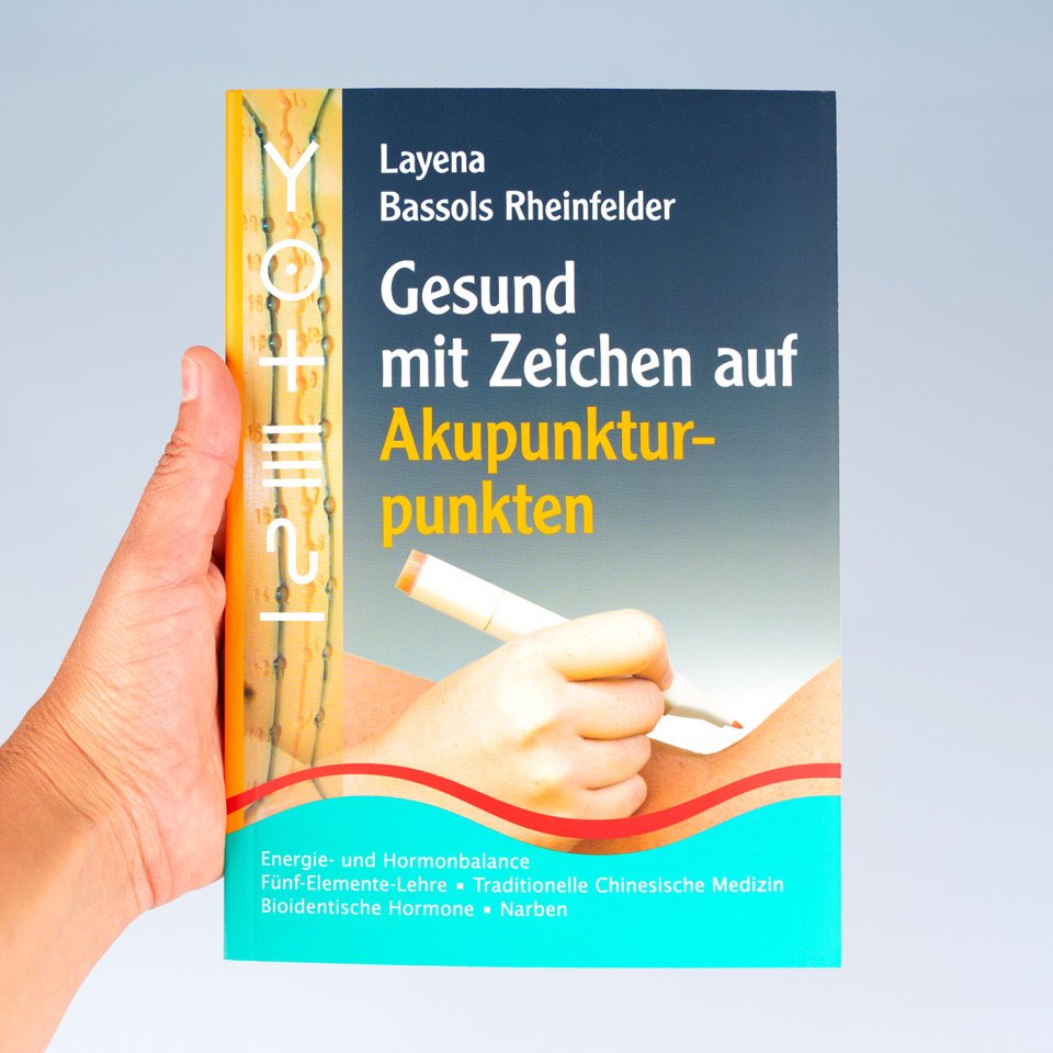 Gesund mit Zeichen auf Akupunkturpunkten